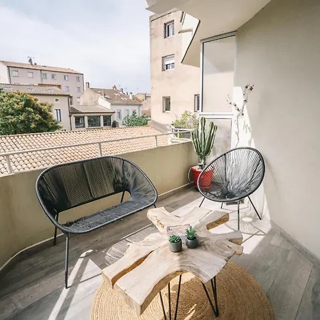 Magnifique T3-terrasse-parking-centre Ville-ad Carcassonne