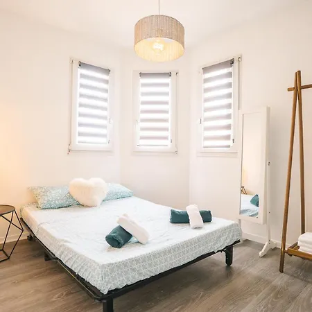 Magnifique T3-terrasse-parking-centre Ville-ad Appartamento Carcassonne